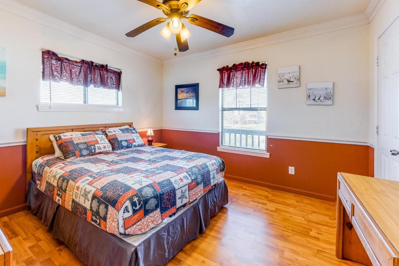 Coronado'S Getaway Crystal Beach Extérieur photo